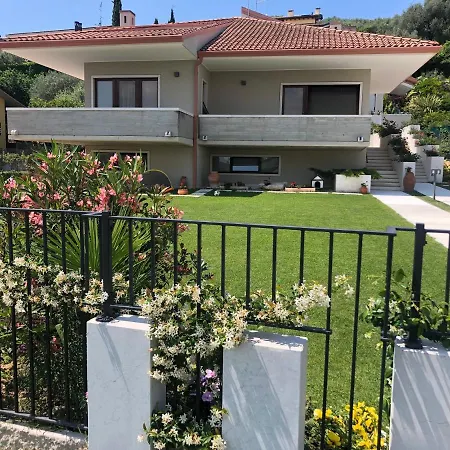 Residenza Leonida Villa